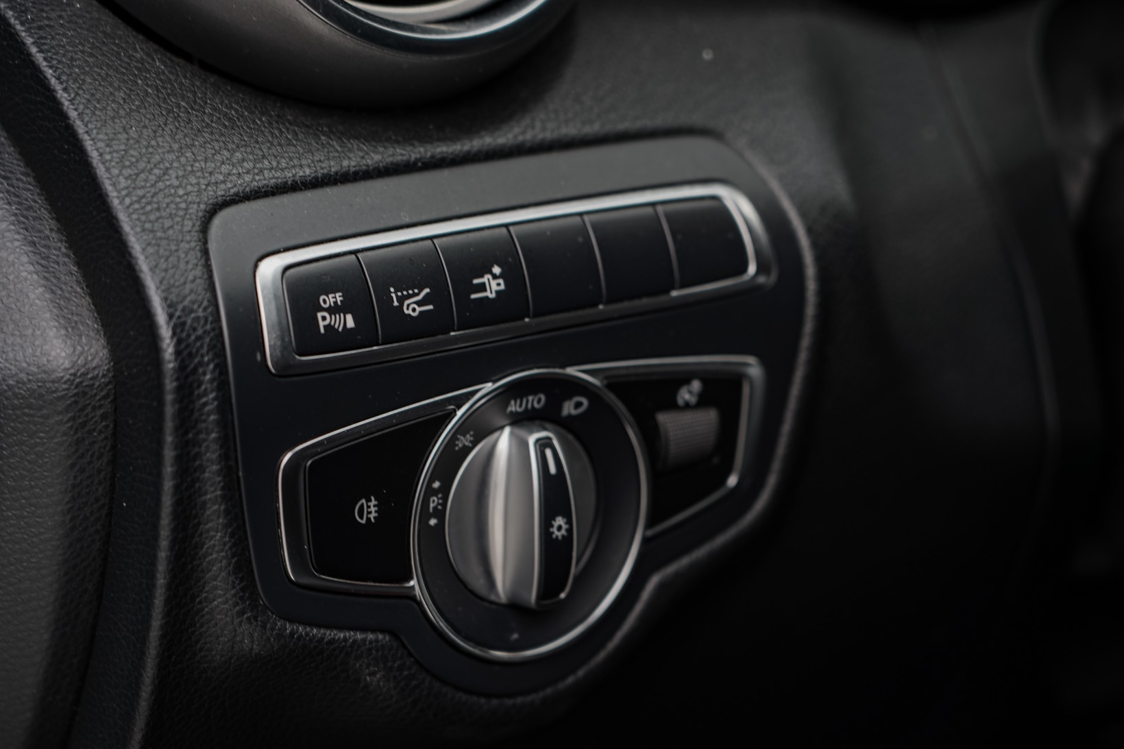 2020 Mercedes-Benz C   