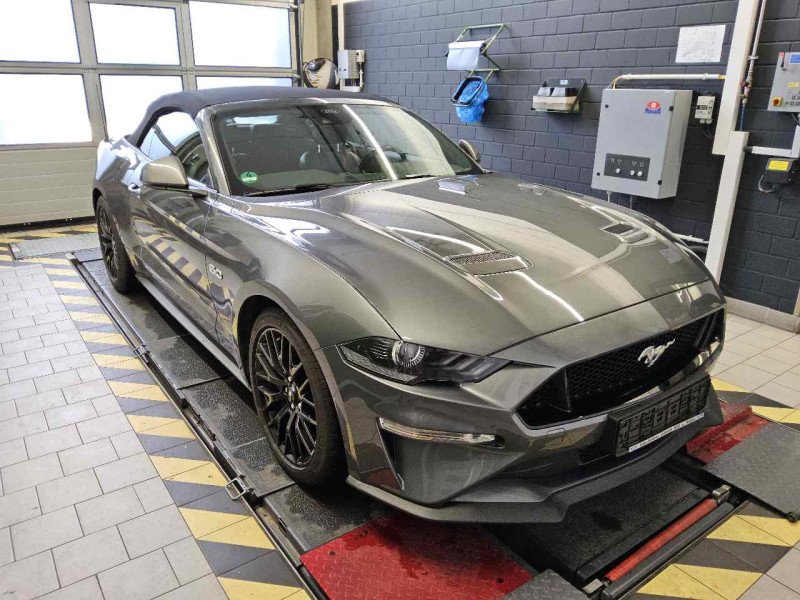 2018 Ford Mustang   