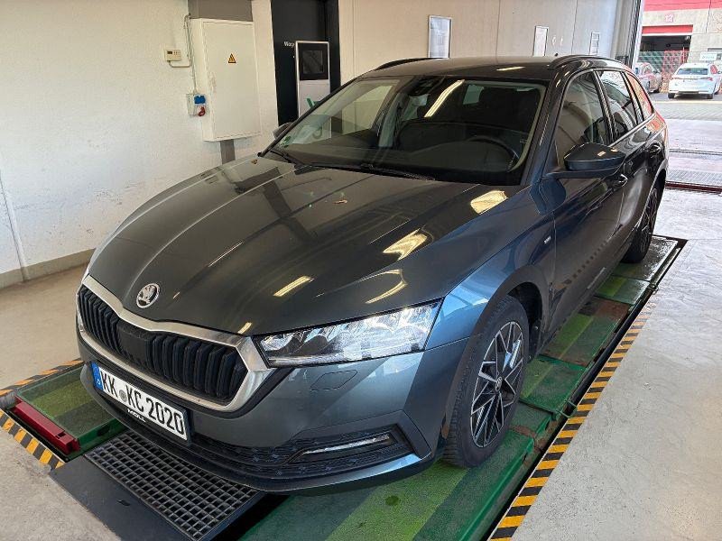 Skoda Octavia Combi 1.5 TSI Clever - Petrol - Automatic - 150 hp - 56.536 km