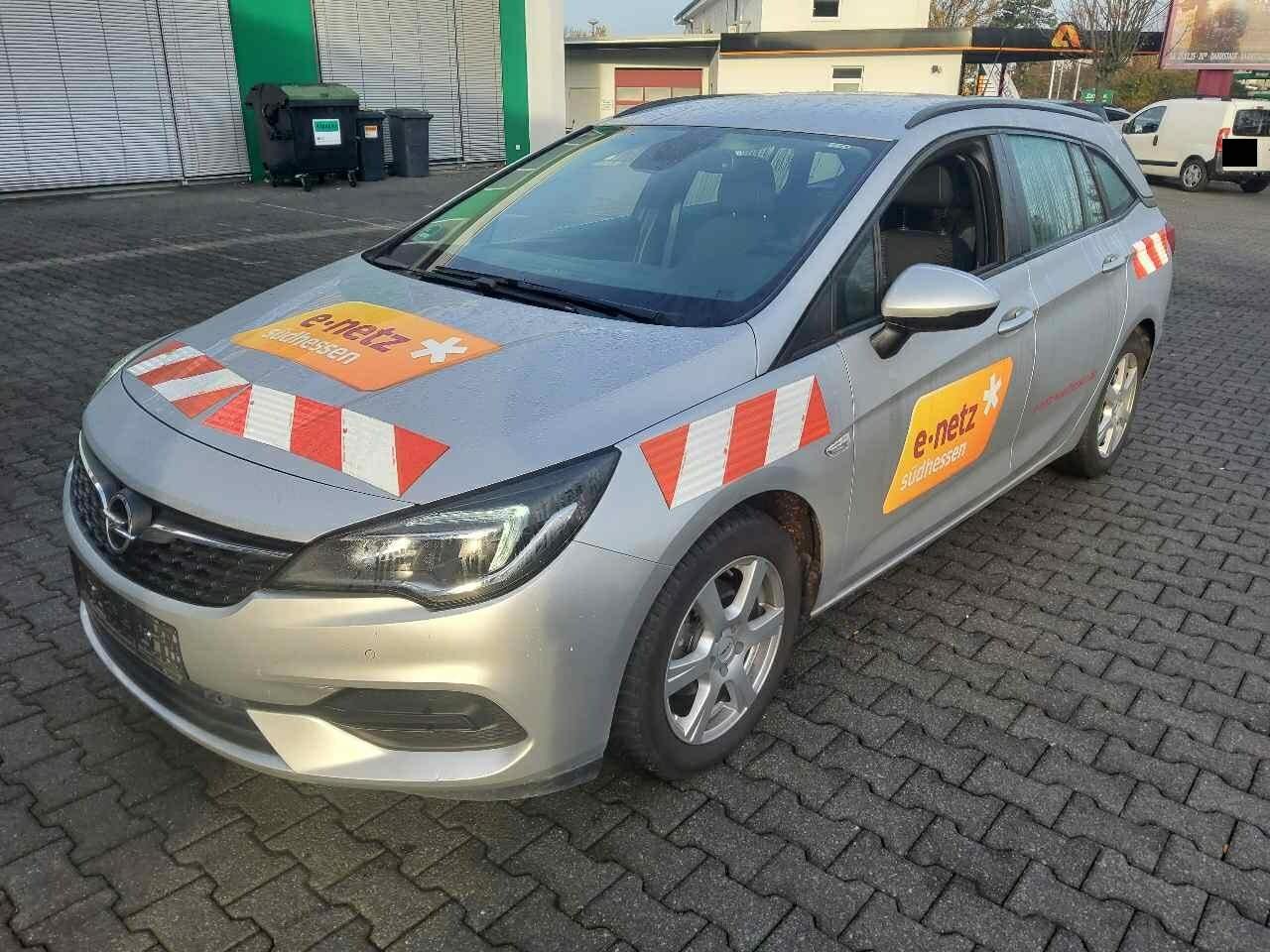 Opel Astra Sports Tourer 1.2 - Petrol - Manual - 110 hp - 52.064 km