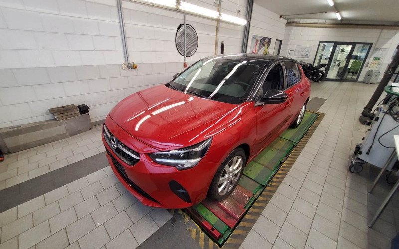 Opel Corsa 1.2 Edition - Petrol - Manual - 75 hp - 30.505 km