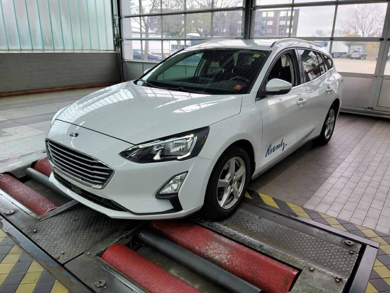 Ford Focus 1.5 EcoBlue Cool & Connect - Diesel - Manual - 120 hp - 135.993 km