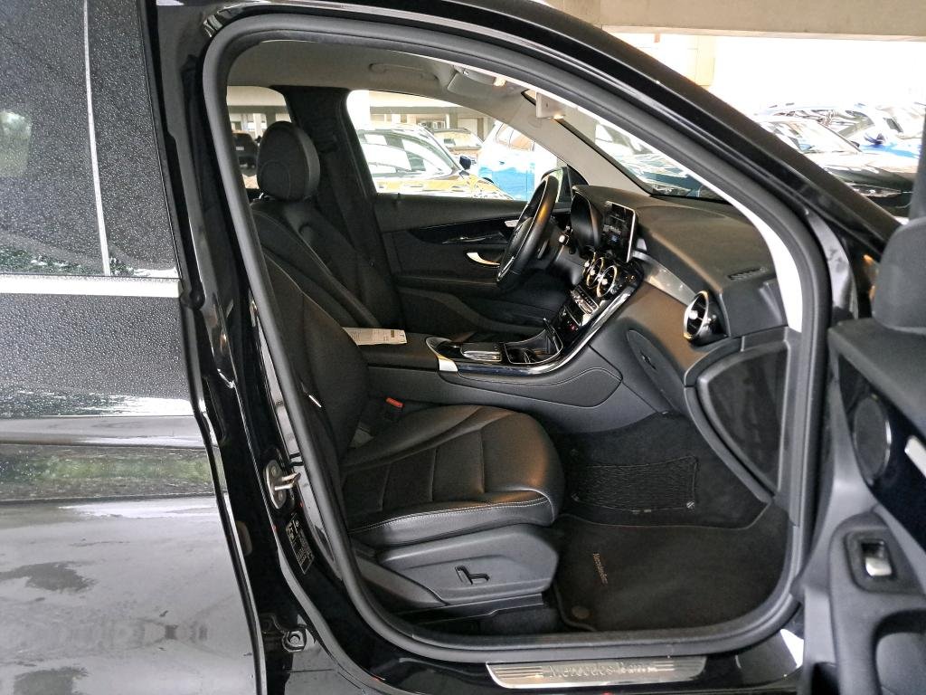 2019 Mercedes-Benz GLC   