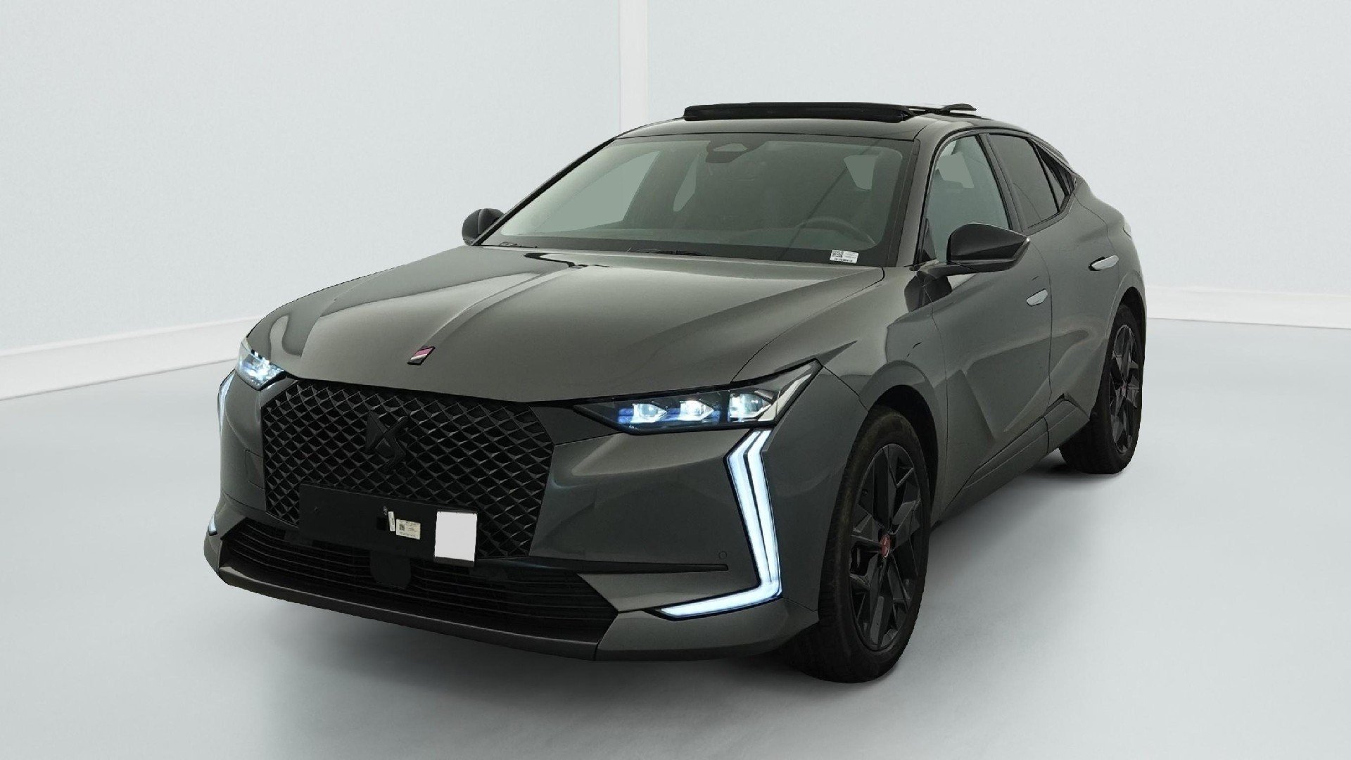 DS 4 1.2 Performance Line - Petrol - Automatic - 131 hp - 24.300 km