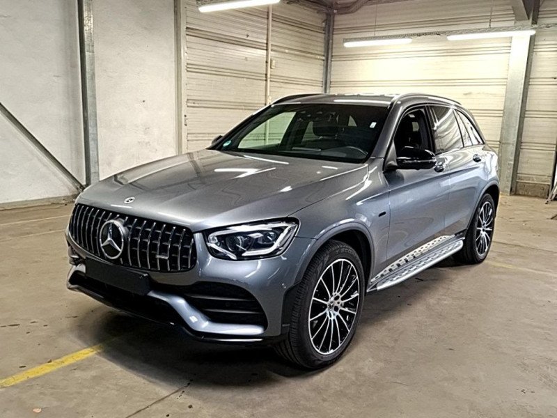 Mercedes-Benz GLC 300e AMG Line - 4-Matic - Hybrid - Automatic - 211 hp - 85.528 km