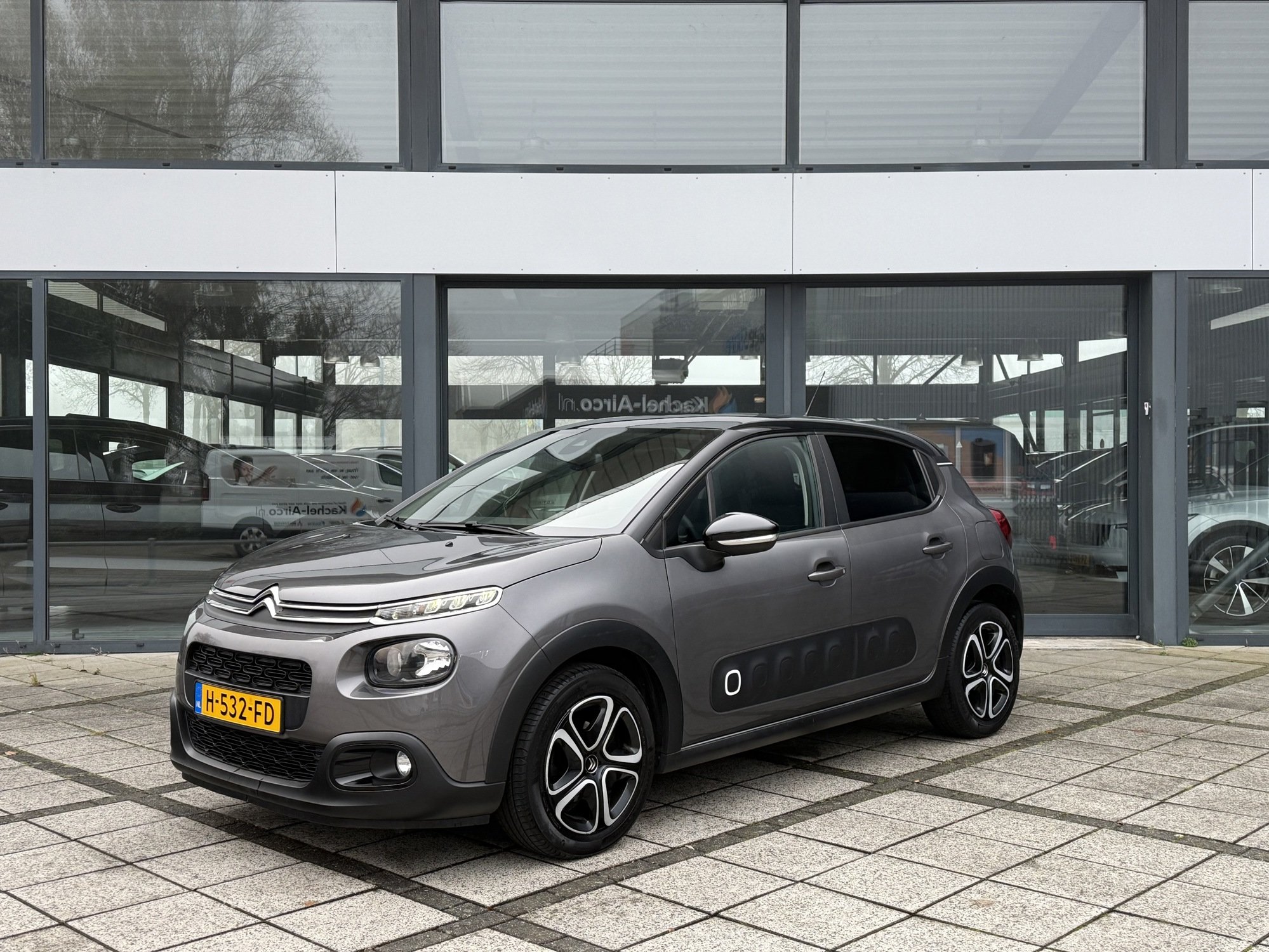 Citroën C3 1.2i Feel - Petrol - Manual - 82 hp - 61.224 km