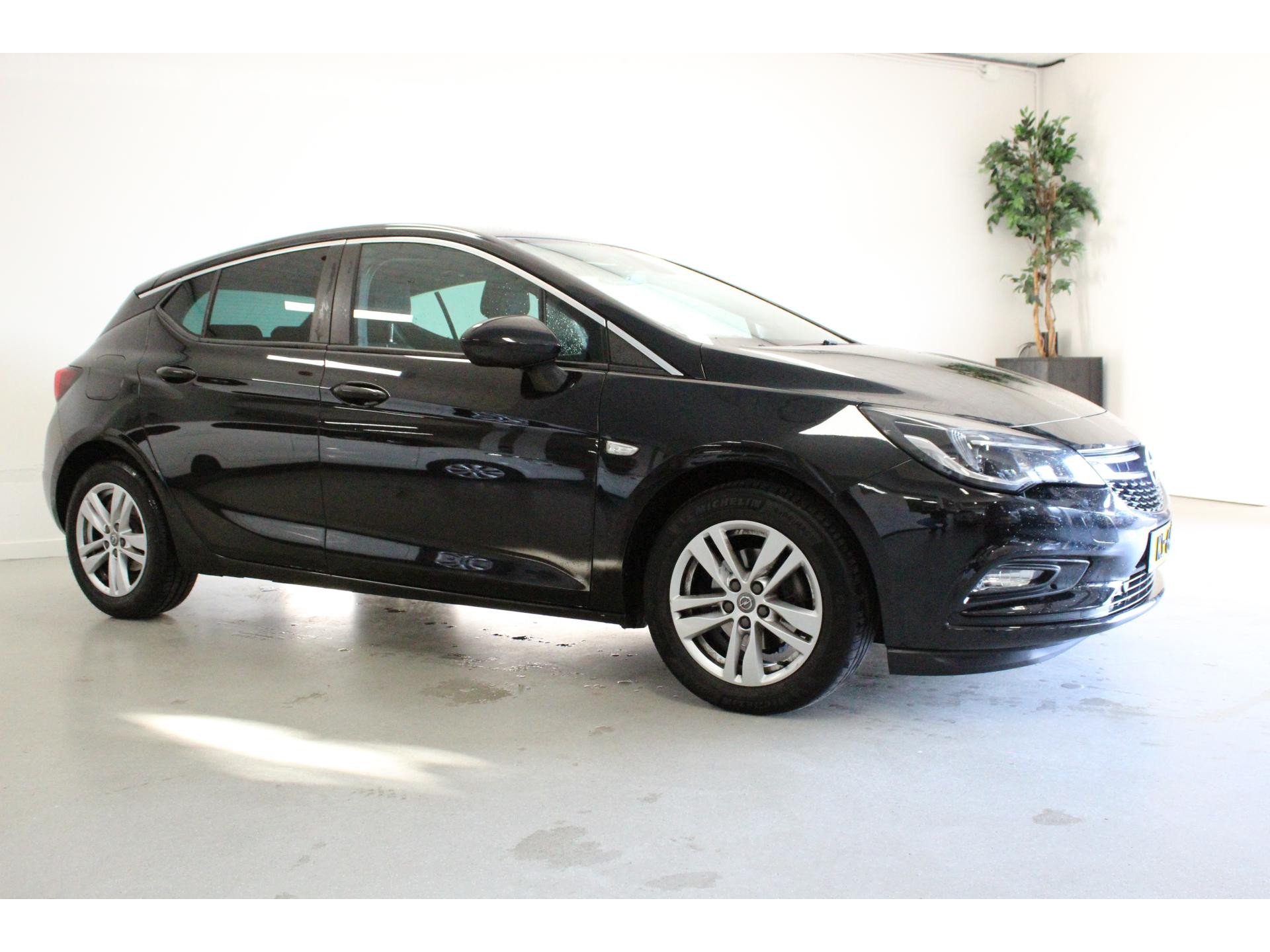 Opel Astra 1.6 CDTI Business - Diesel - Manual - 110 hp - 212.098 km