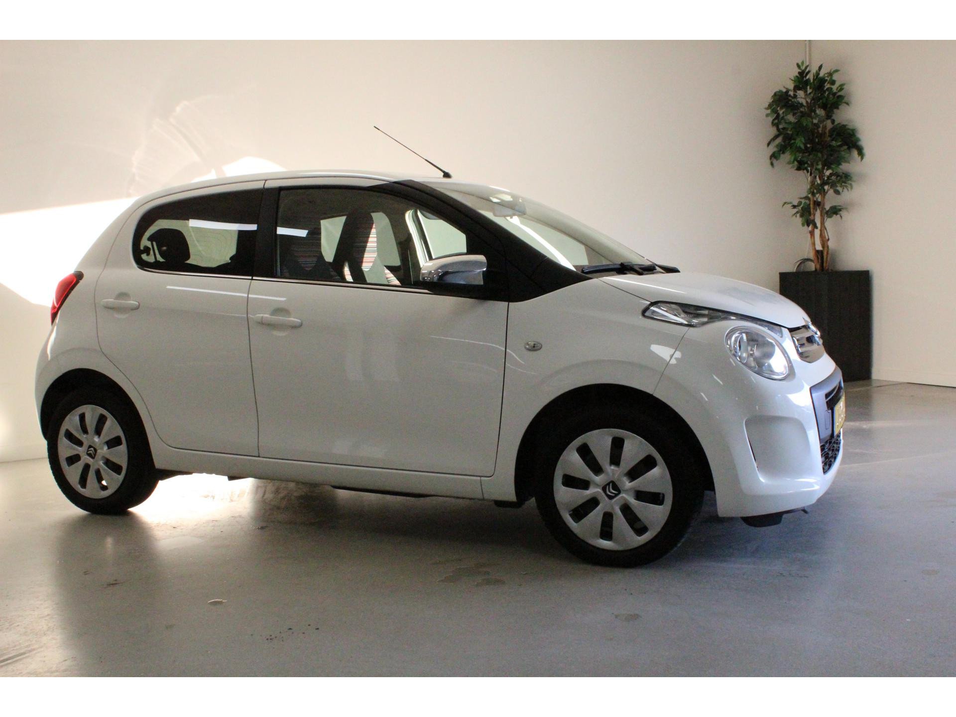 Citroën C1 1.0 VTI Feel - Petrol - Manual - 73 hp - 71.097 km