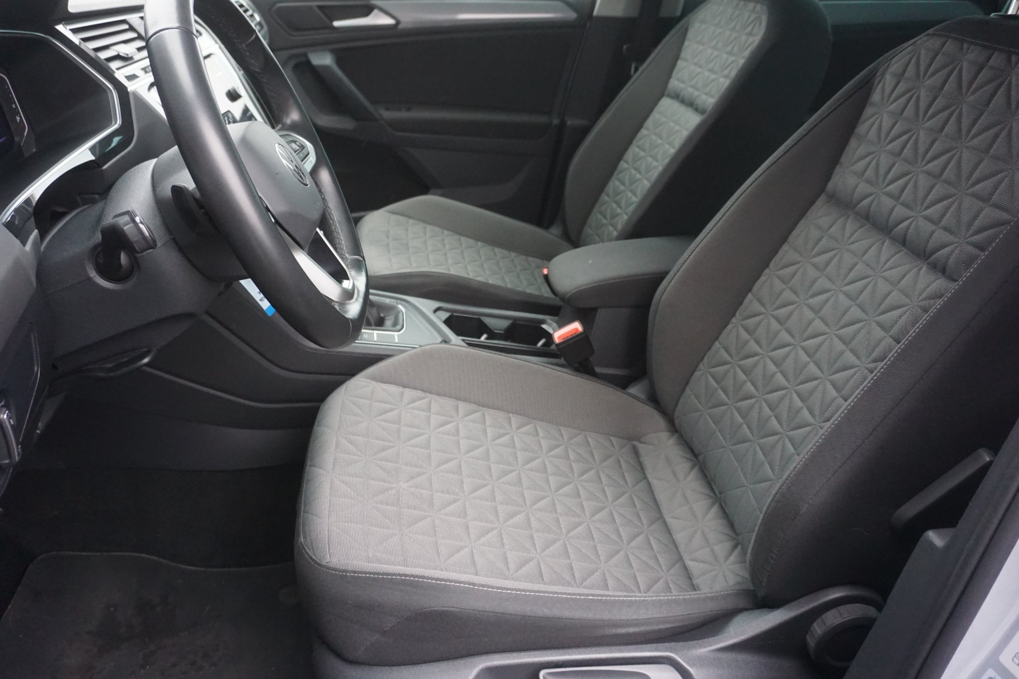 2023 Volkswagen Tiguan   