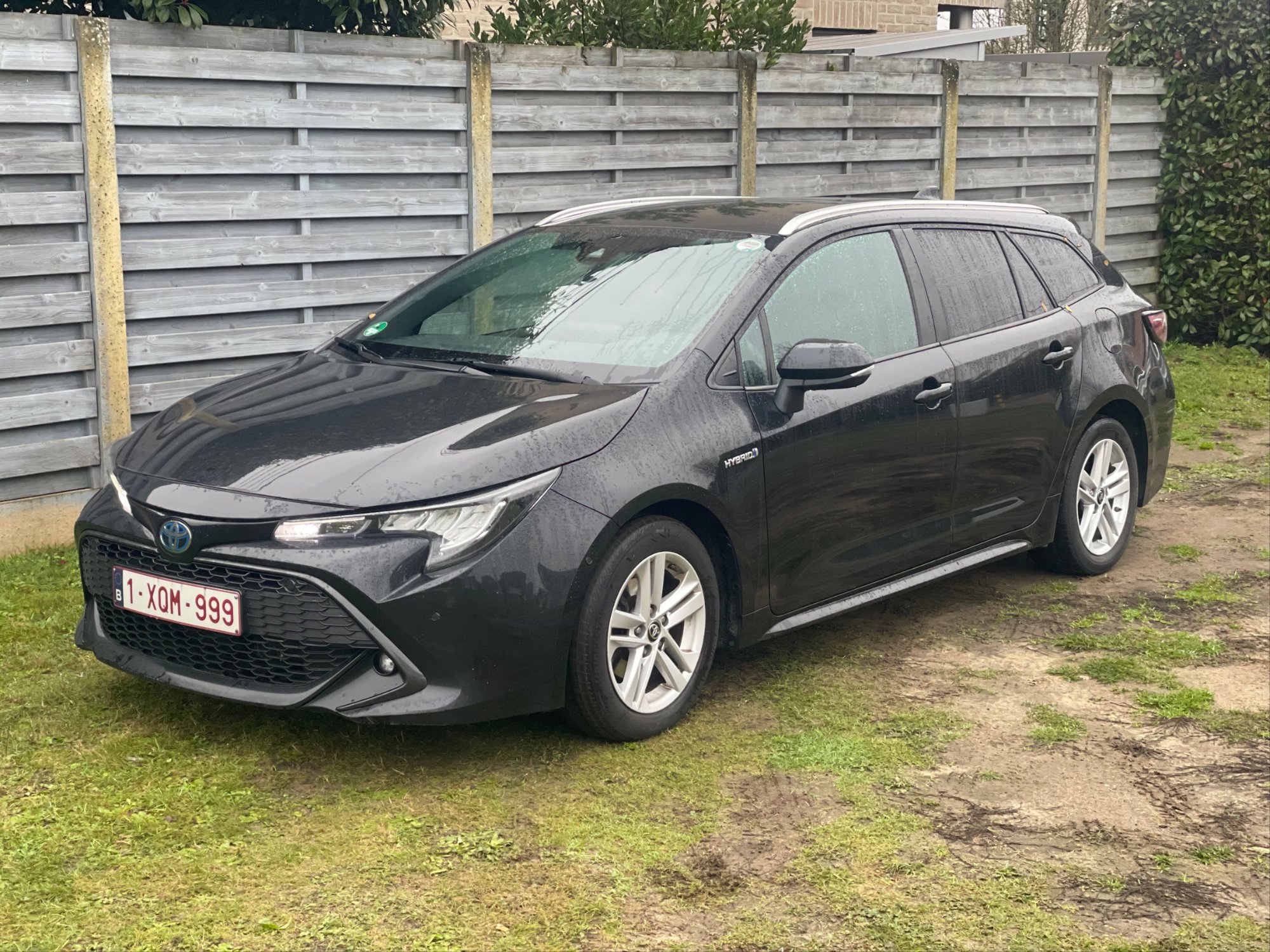 Toyota Corolla Touring Sports 1.8 Dynamic - Hybrid - Automatic - 98 hp - 194.863 km