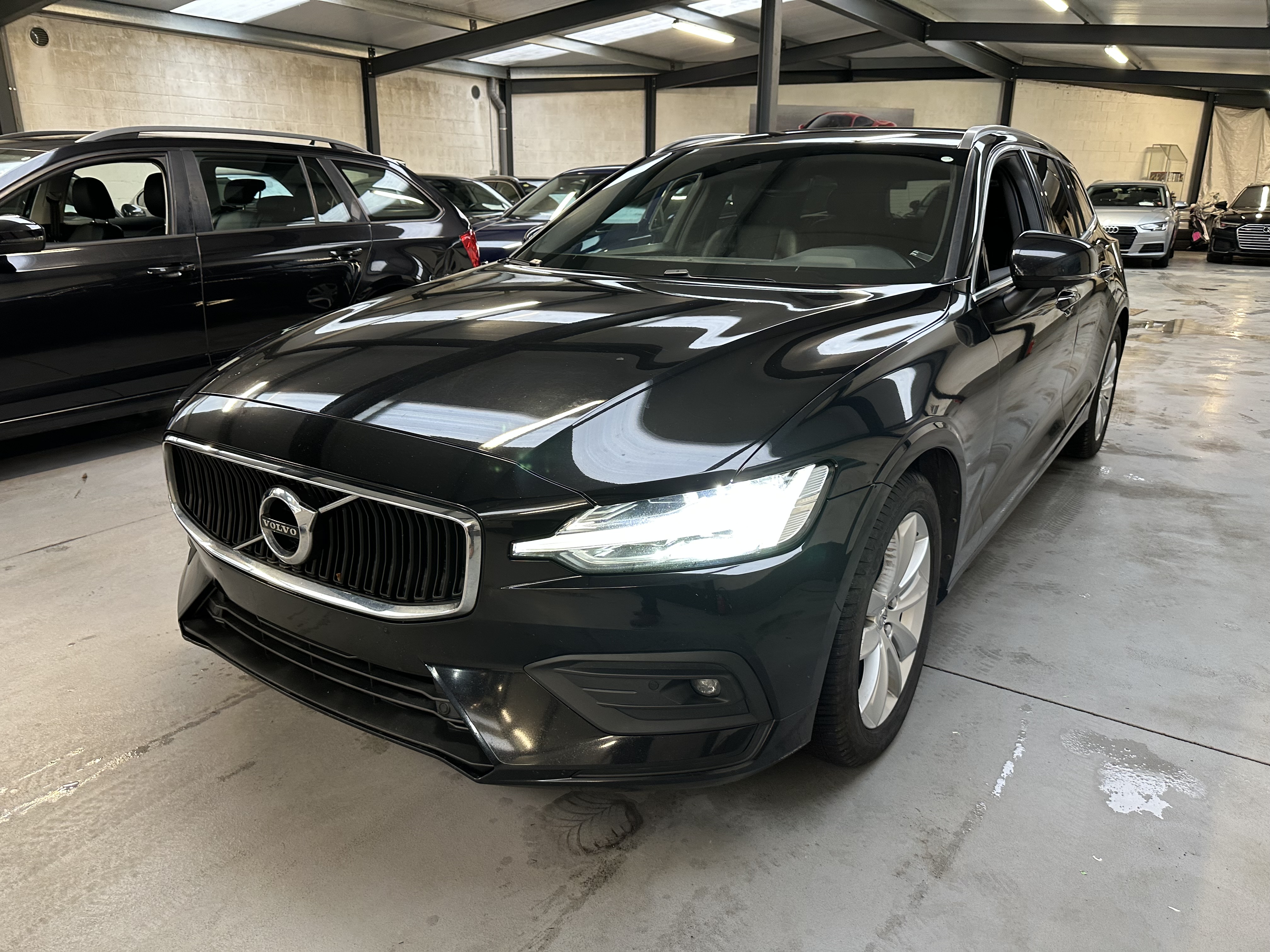 Volvo V60 D3 Momentum - Diesel - Manual - 150 hp - 225.015 km