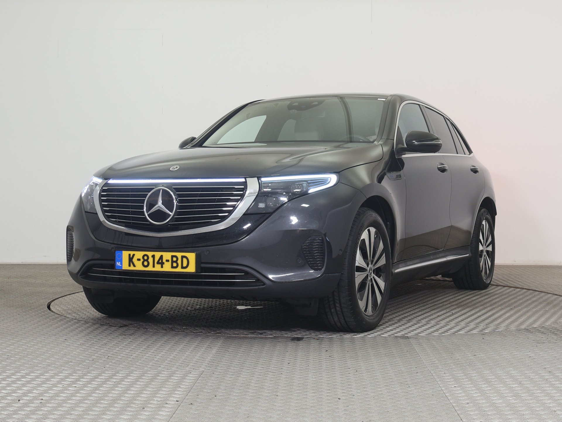 Mercedes-Benz EQC 400 - Electric - Automatic - 408 hp - 116.276 km