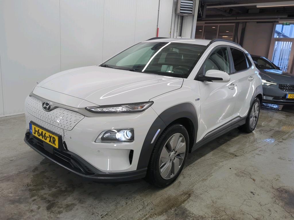 Hyundai Kona 64 kWh Premium - Electric - Automatic - 204 hp - 139.222 km