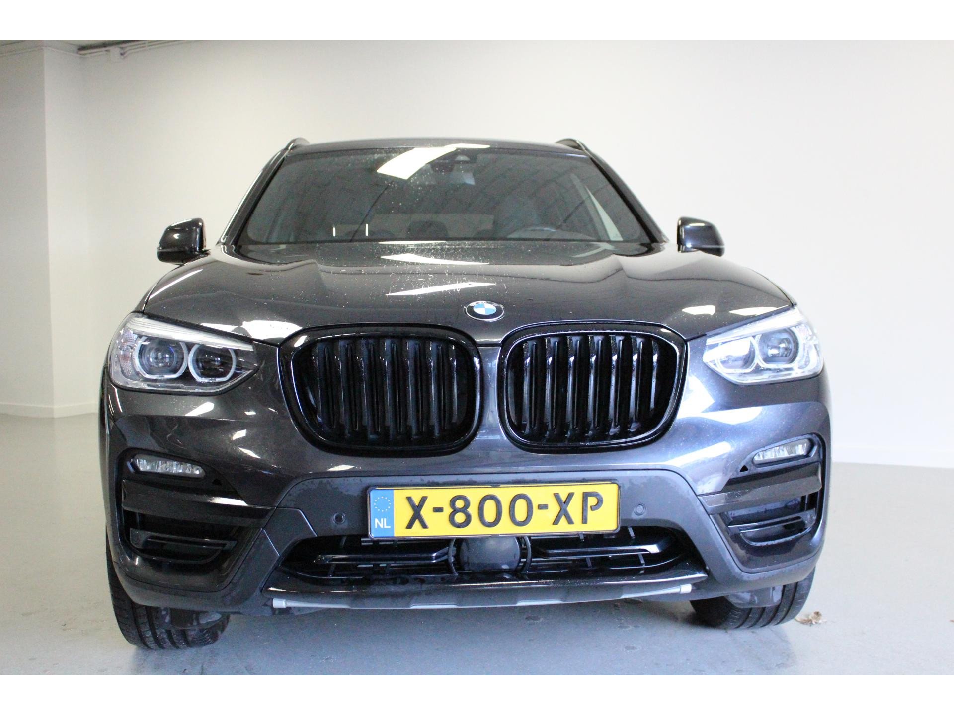 BMW X3 30e High Executive - Hybrid - Automatic - 184 hp - 94.160 km