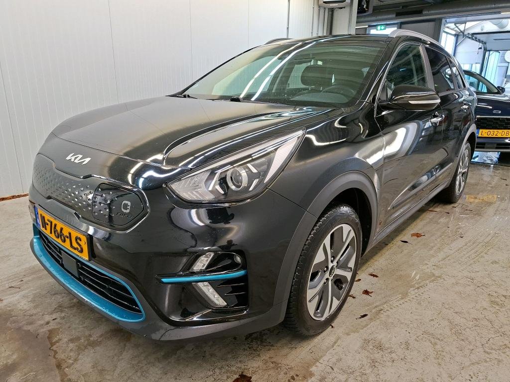 Kia Niro 65 kWh - Electric - Automatic - 204 hp - 139.308 km