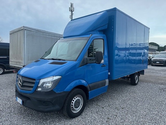 Mercedes-Benz Sprinter 314 CDI Executive - Diesel - Manual - 143 hp - 247.978 km