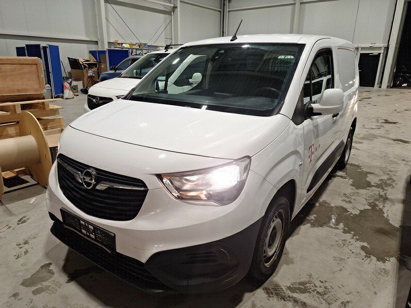 Opel Combo Cargo 1.5 Edition - Diesel - Manual - 102 hp - 51.216 km
