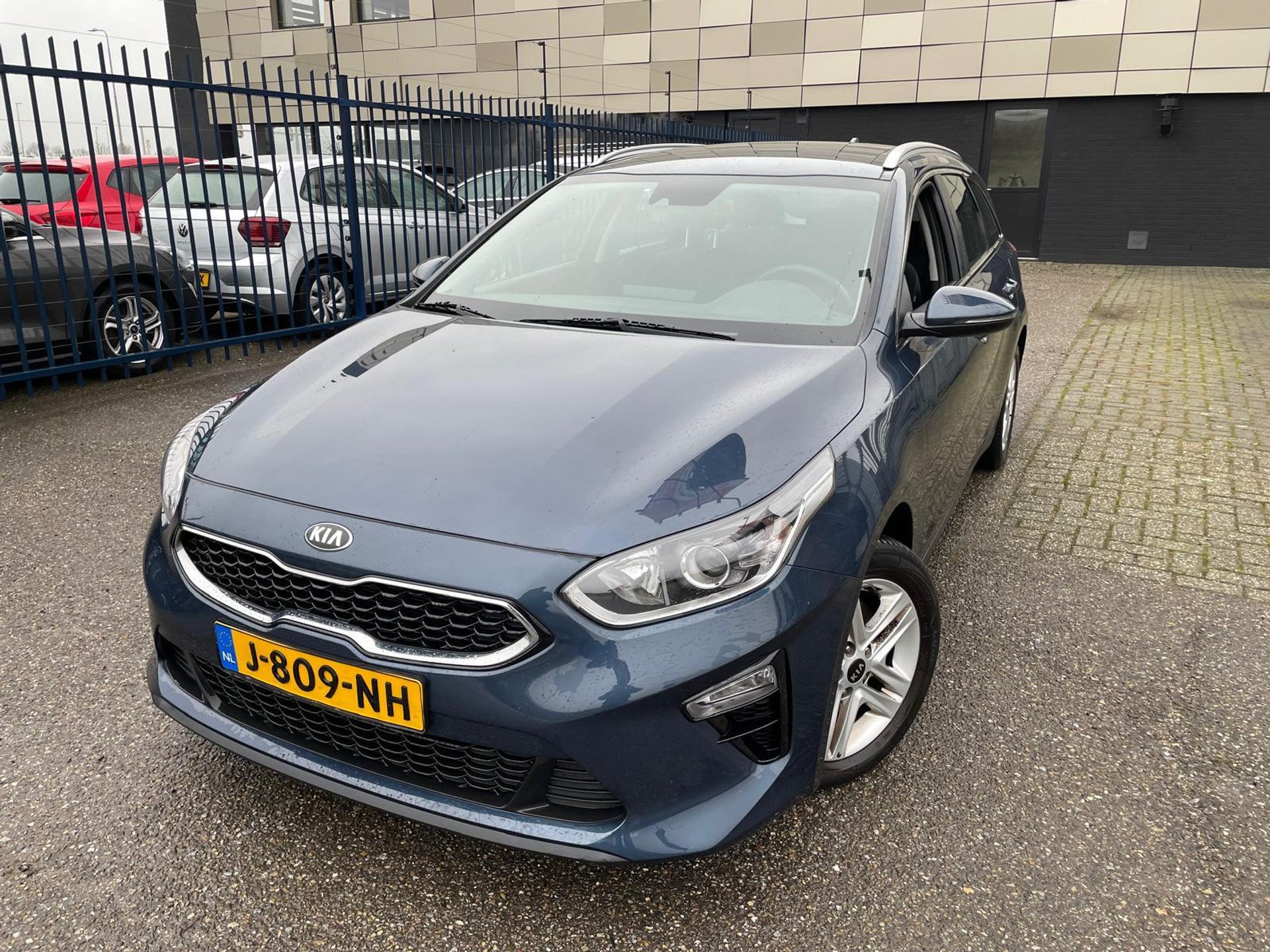 Kia Ceed SW 1.0 T-GDI DynamicLine - Petrol - Manual - 120 hp - 54.284 km