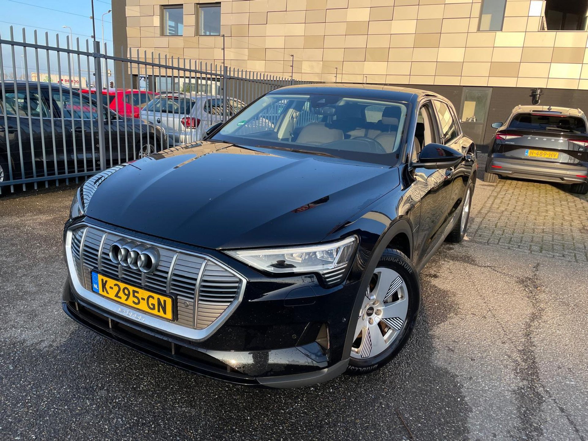 Audi E-tron 50 - Electric - Automatic - 313 hp - 151.123 km