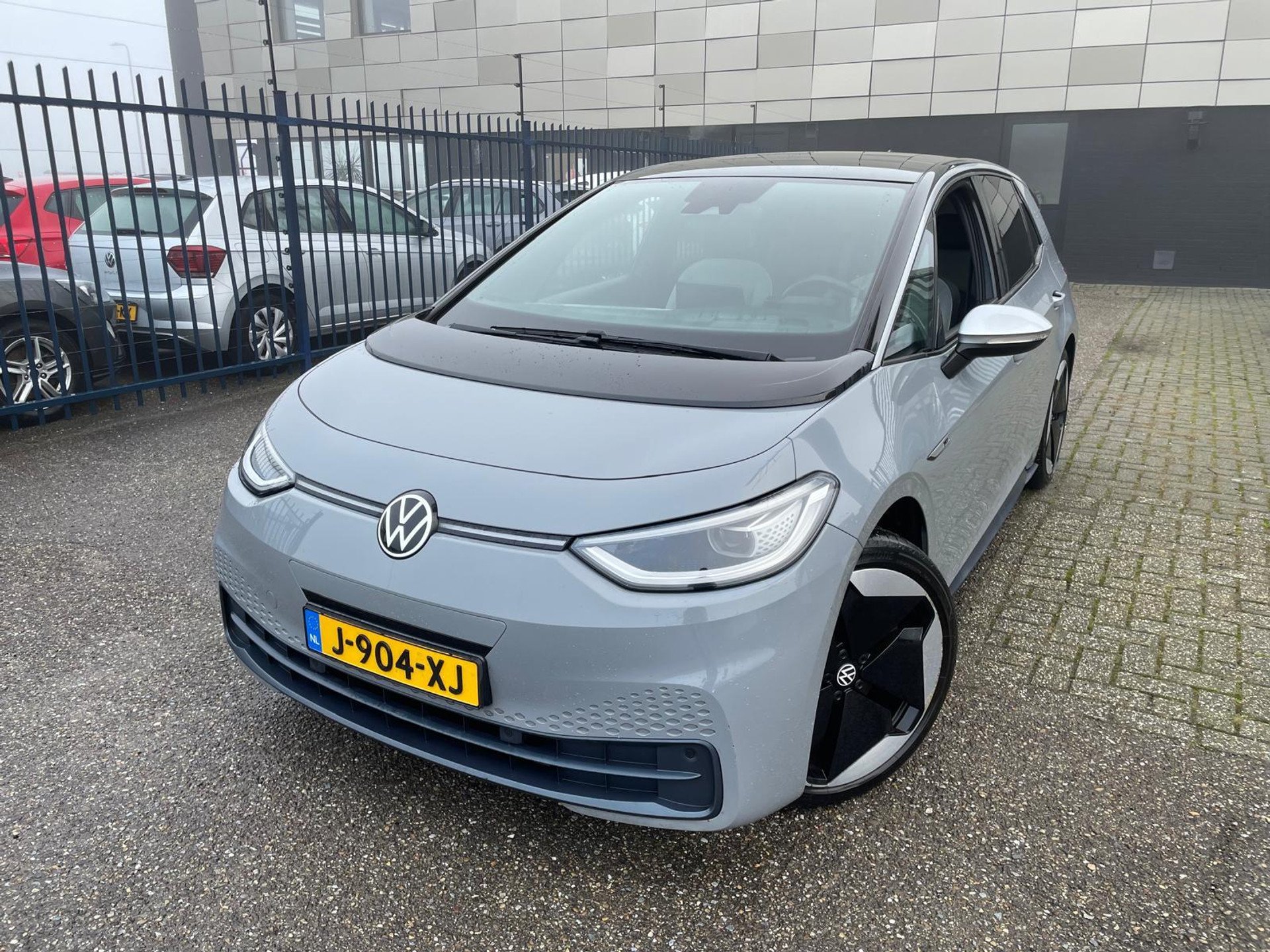 Volkswagen ID.3 58 kWh 1st Max - Electric - Automatic - 204 hp - 160.928 km