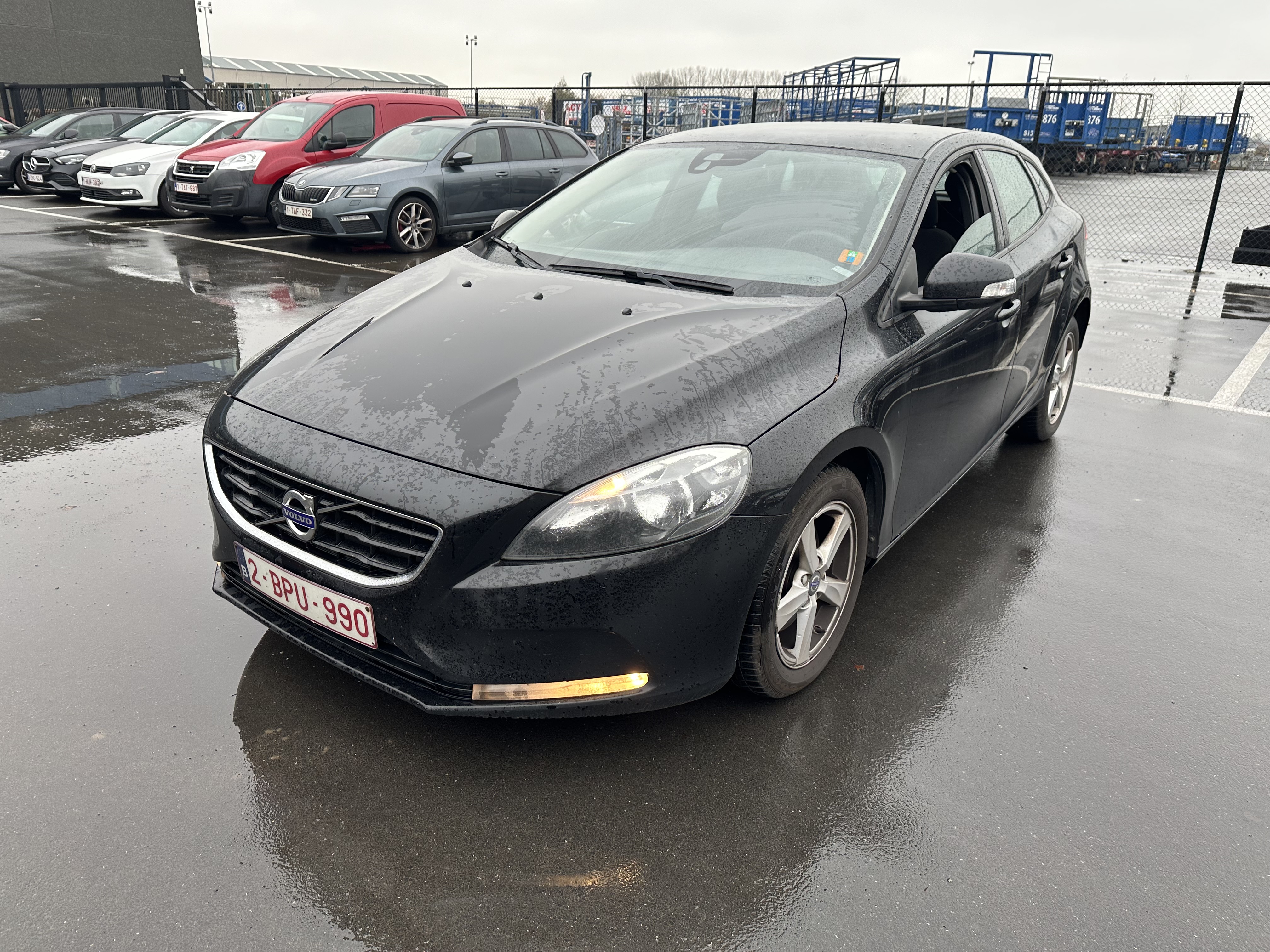 Volvo V40 D2 - Diesel - Manual - 120 hp - 314.822 km