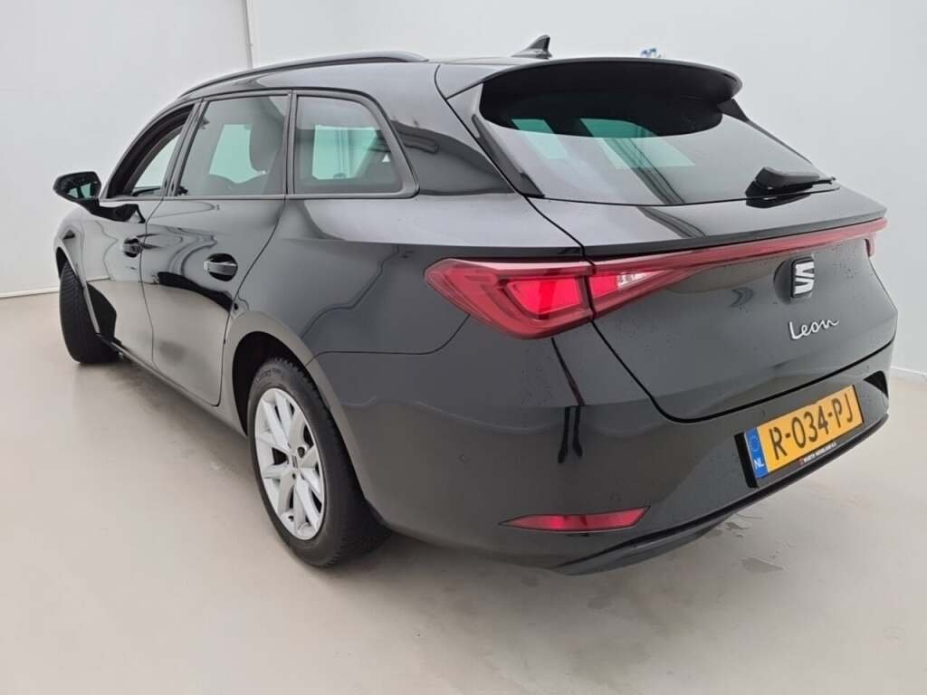 Seat Leon Sportstourer 1.0 TSI Style Business - Petrol - Manual - 110 hp - 179.380 km