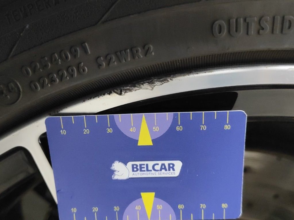 2016 Mercedes-Benz C   