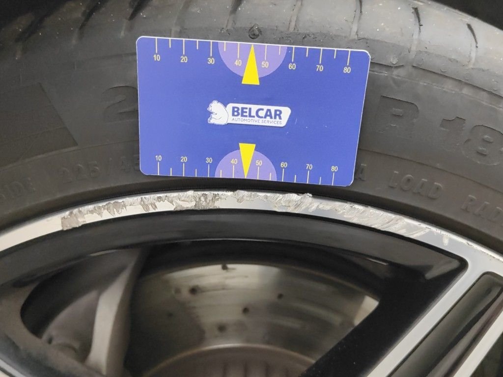 2016 Mercedes-Benz C   