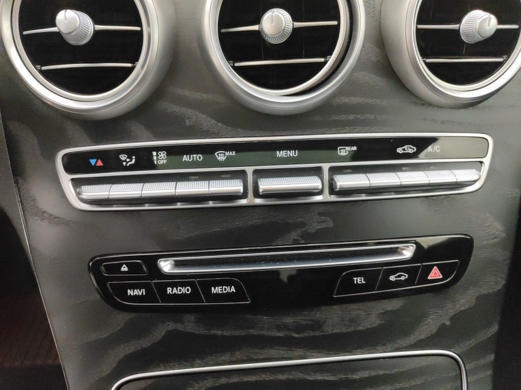 2016 Mercedes-Benz C   