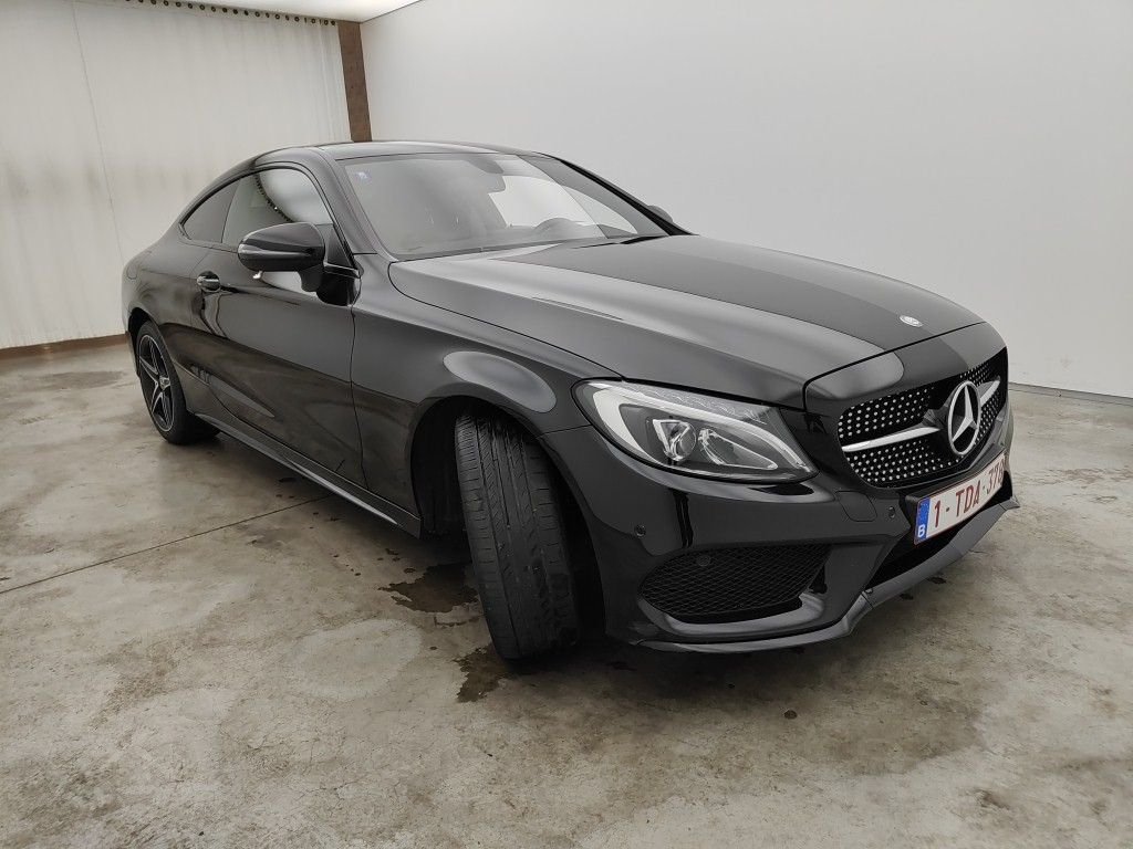 2016 Mercedes-Benz C   