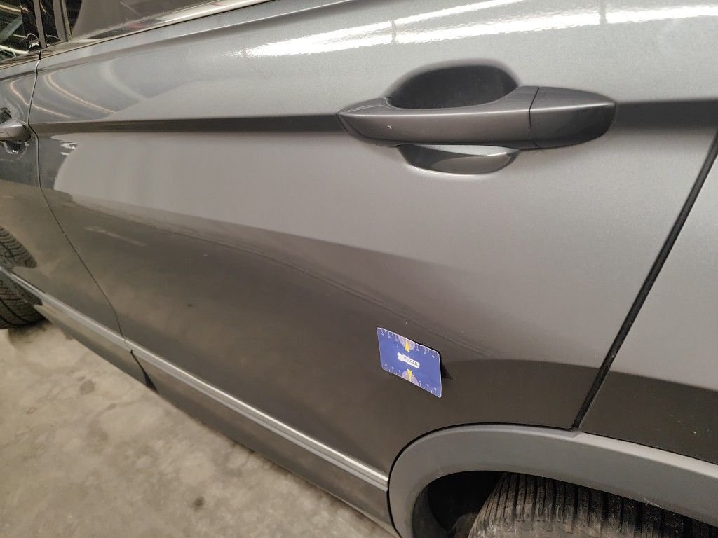 2017 Volkswagen Tiguan   