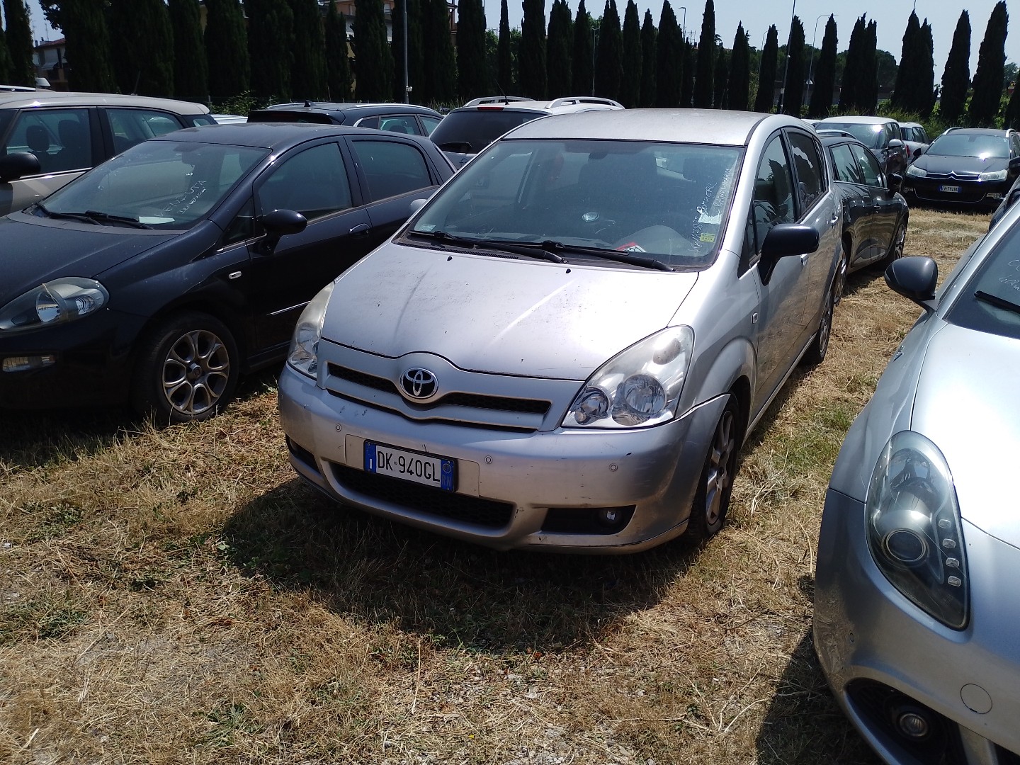 Toyota Corolla Verso 2.2d - Diesel - Manual - 136 hp - 147.832 km