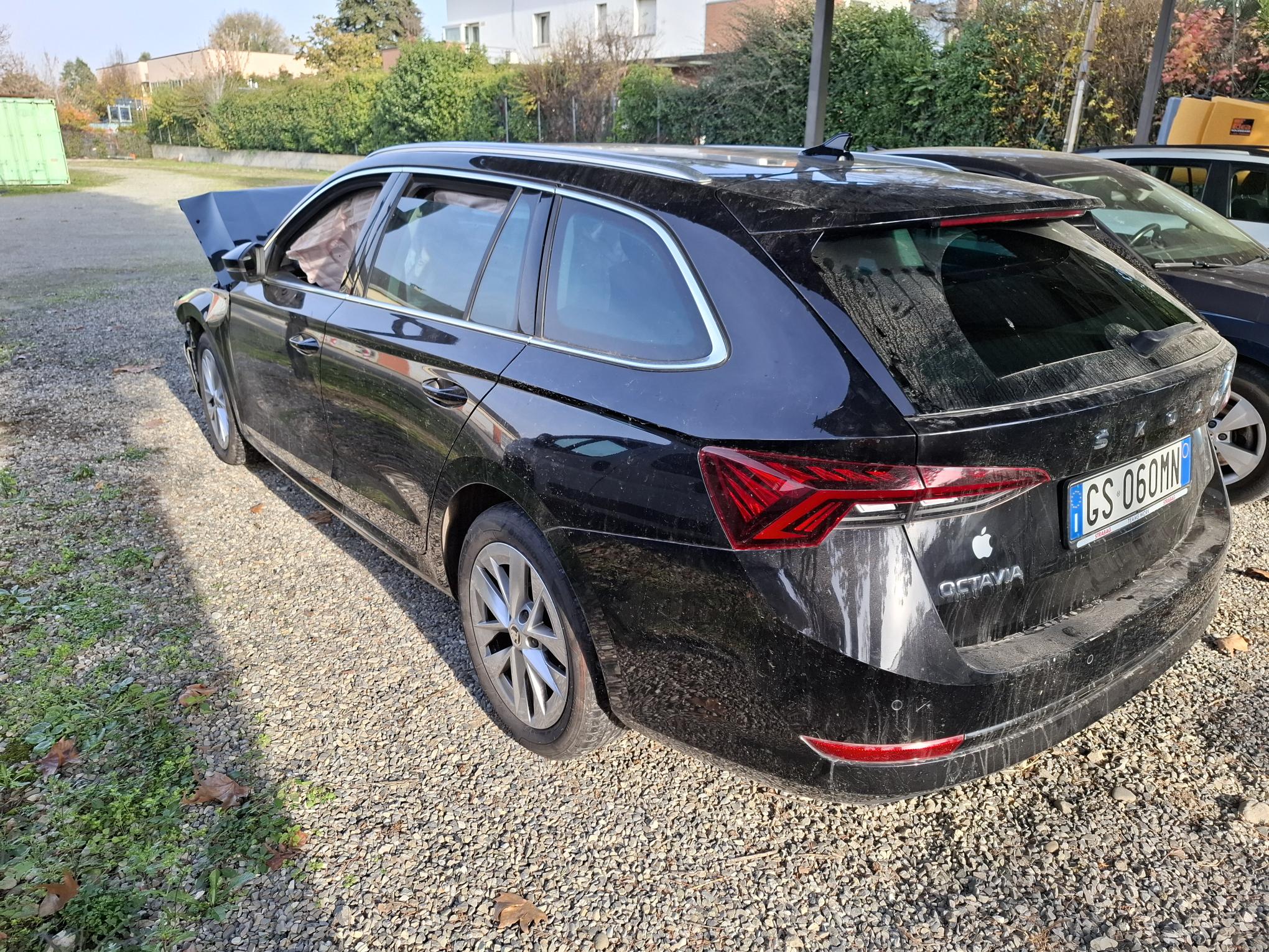 Skoda Octavia Combi 2.0 TDI Style - Diesel - Automatic - 150 hp - 103.381 km