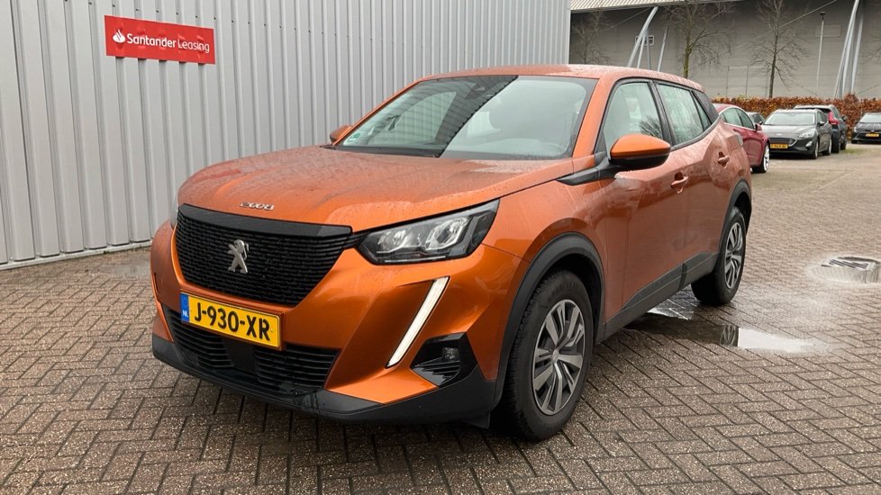 Peugeot 2008 1.2i Active - Petrol - Manual - 102 hp - 109.227 km