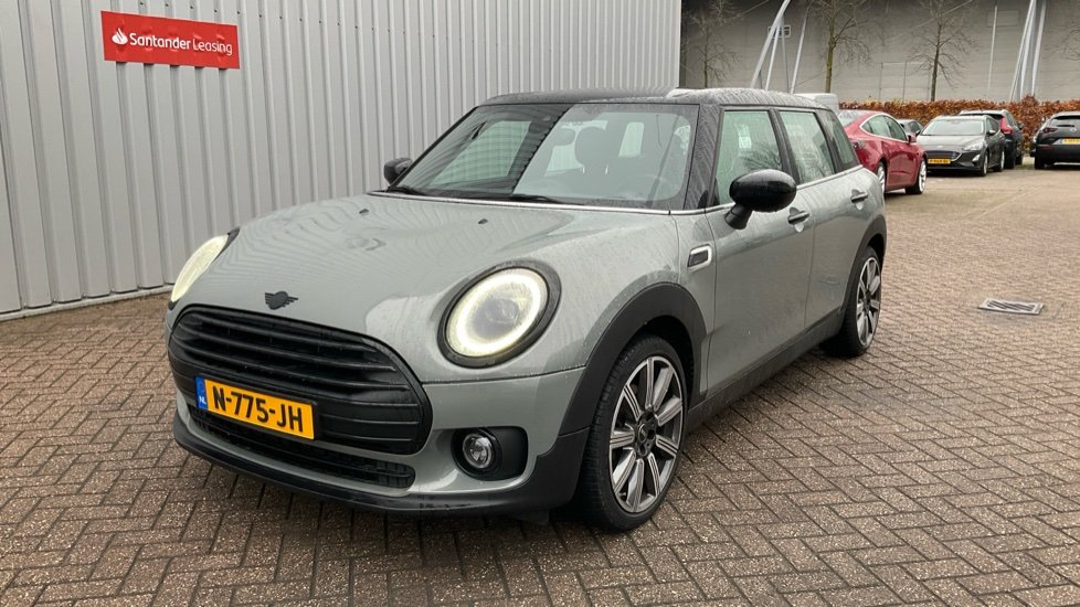 Mini Clubman Cooper 1.5 Business - Petrol - Manual - 135 hp - 60.092 km