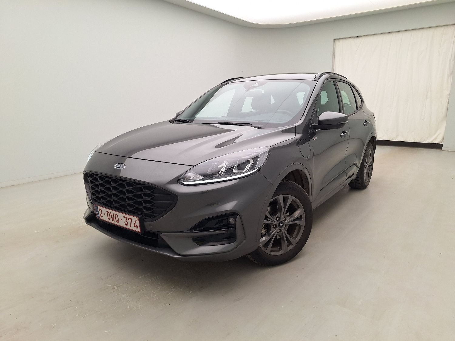 Ford Kuga 2.5i ST Line - Hybrid - Automatic - 152 hp - 59.845 km