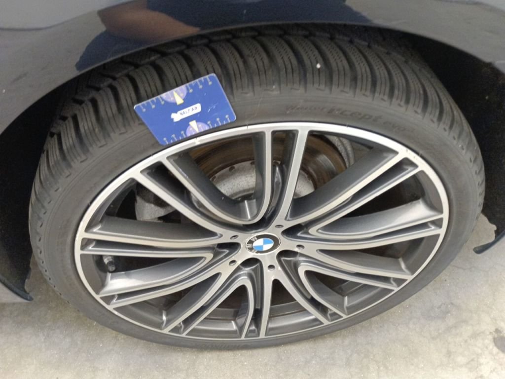 2017 BMW 5 Series   AWD