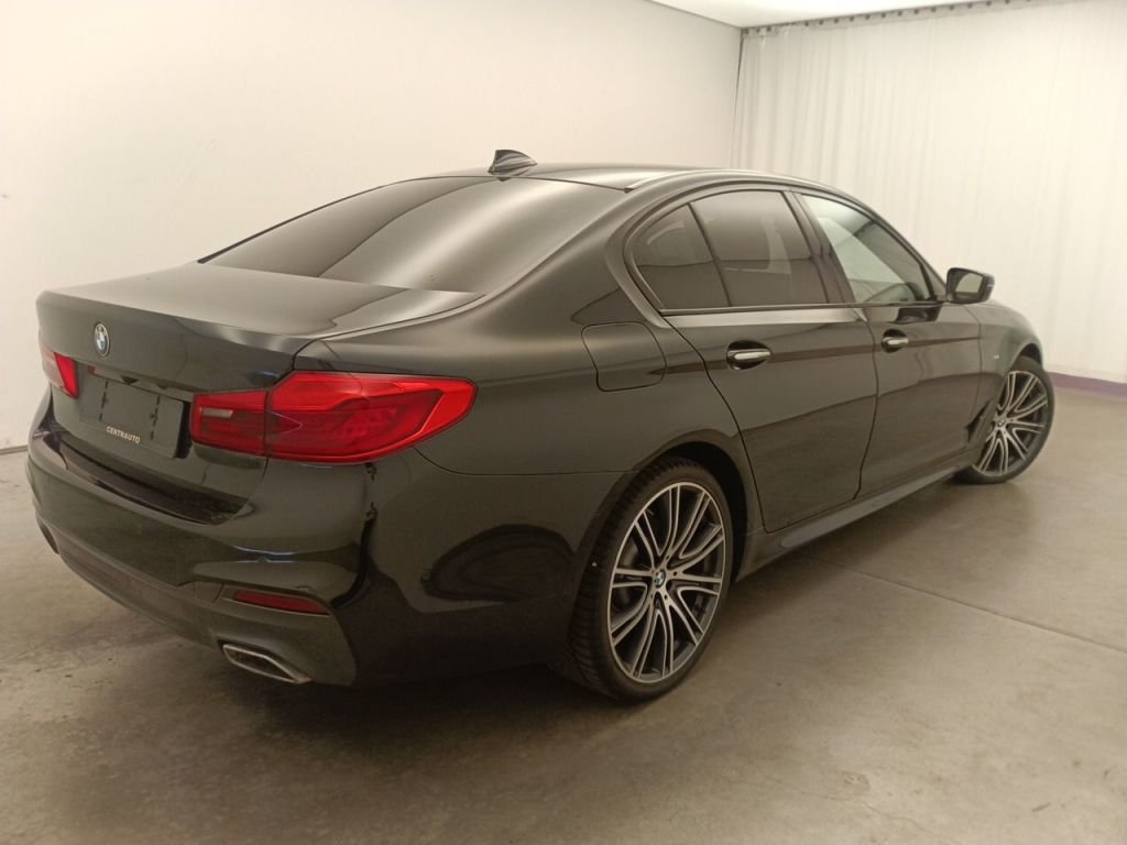 2017 BMW 5 Series   AWD