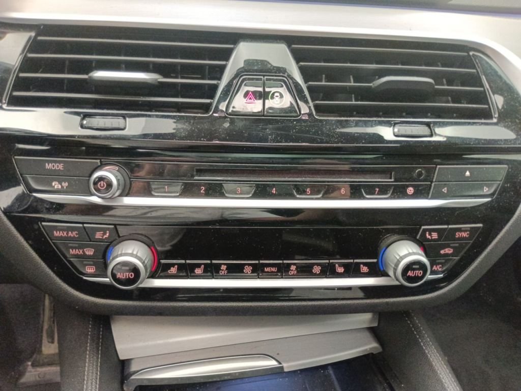 2017 BMW 5 Series   AWD