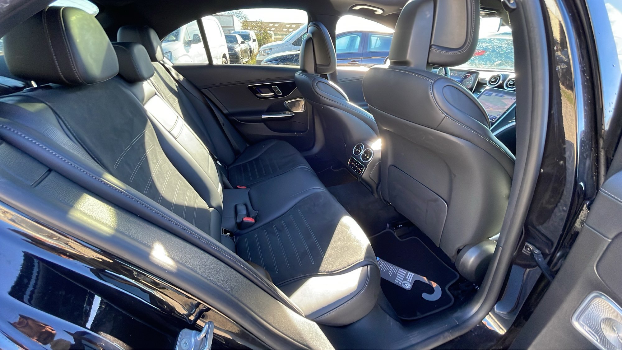 2024 Mercedes-Benz C   