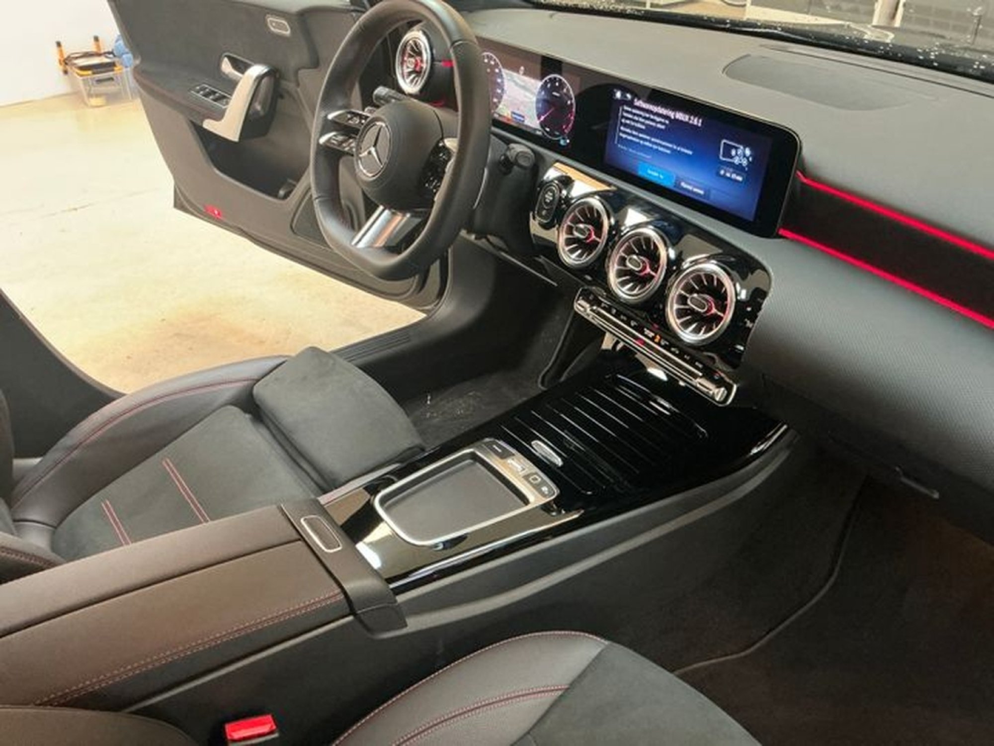 2018 Mercedes-Benz A   