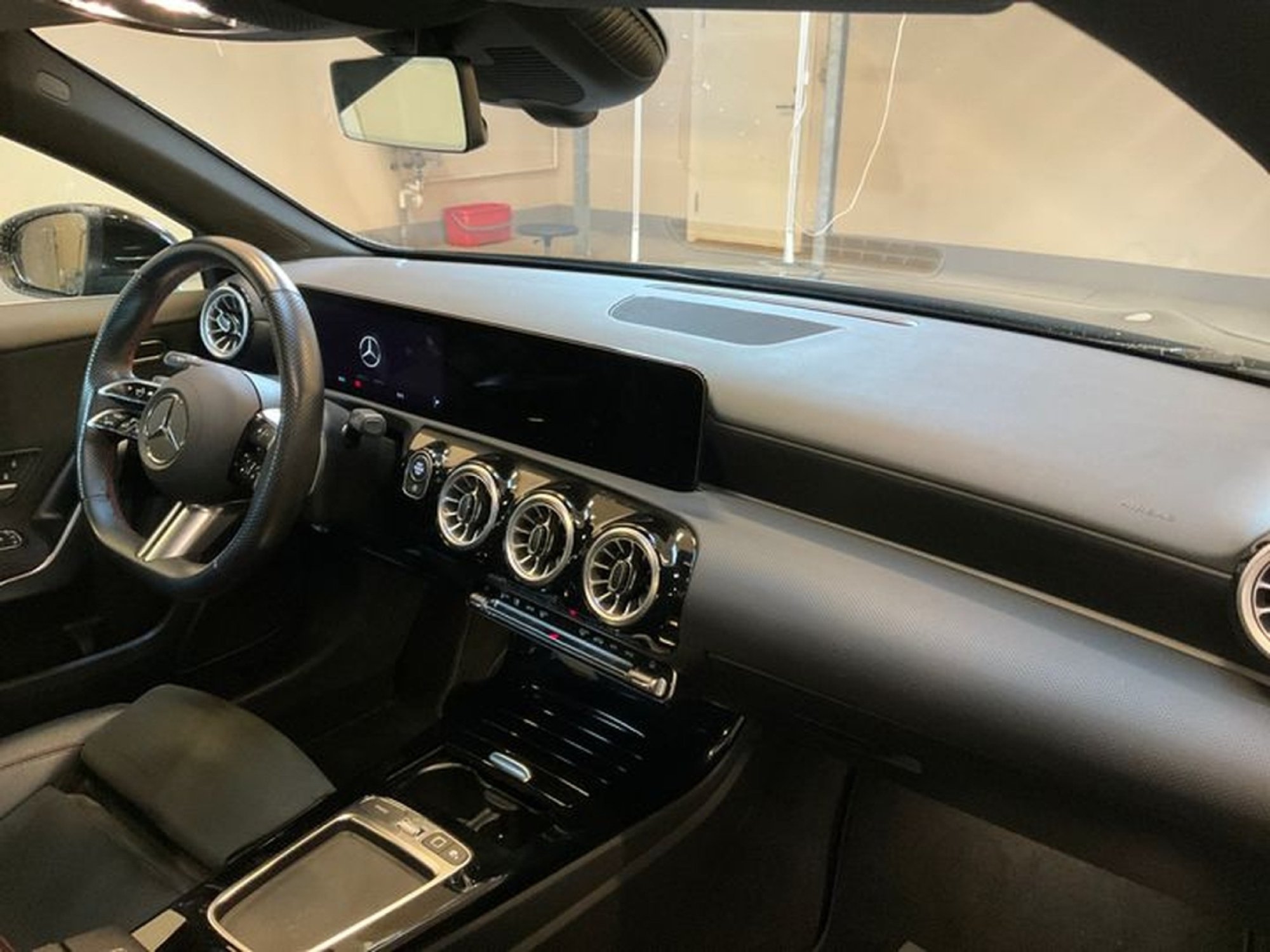 2018 Mercedes-Benz A   