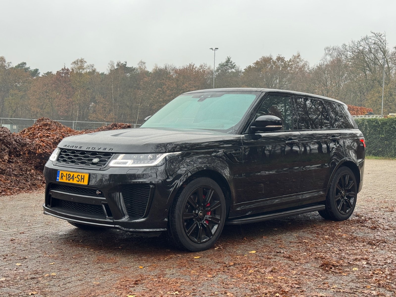 Land Rover Range Rover Sport 5.0 SVR - AWD - Petrol - Automatic - 575 hp - 92.469 km