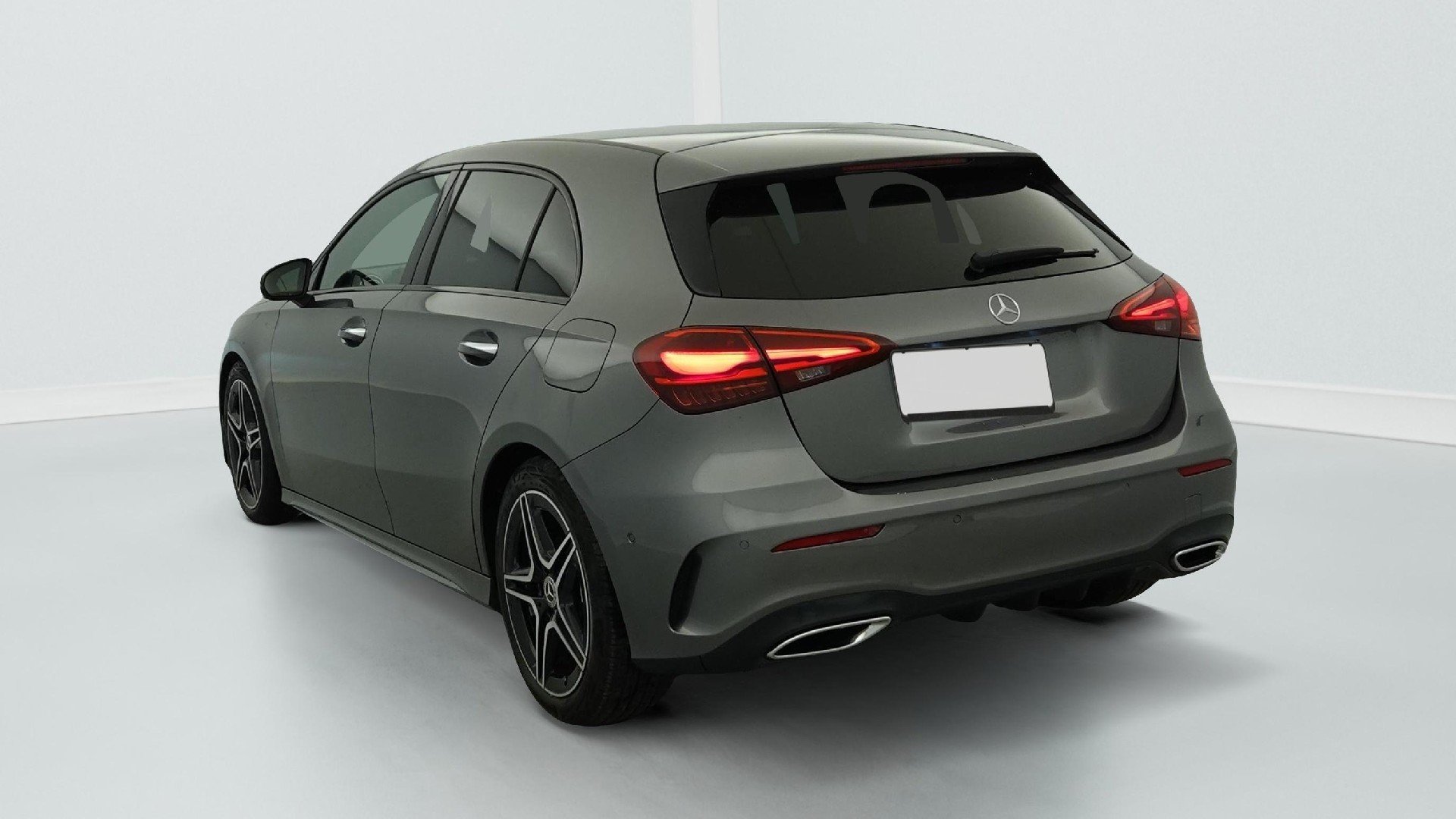 2023 Mercedes-Benz A   