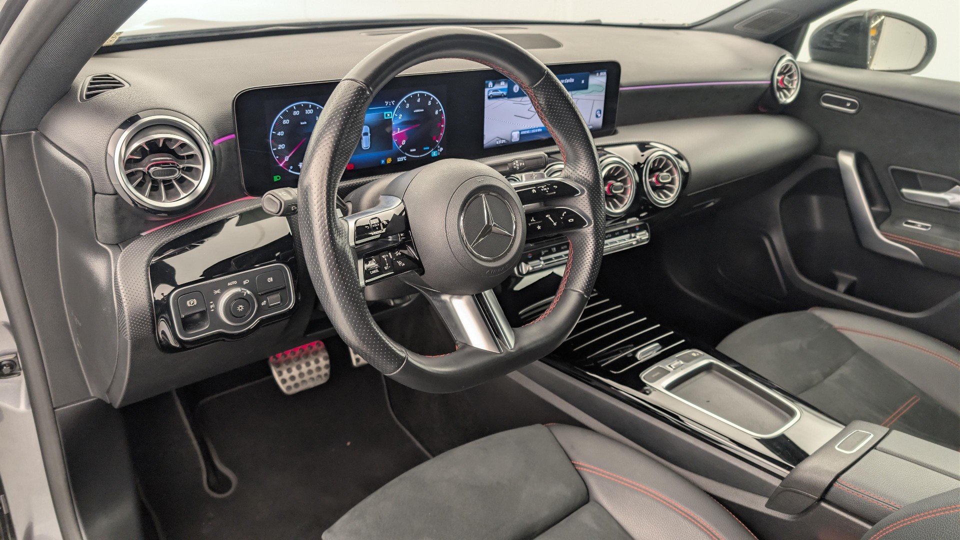 2023 Mercedes-Benz A   