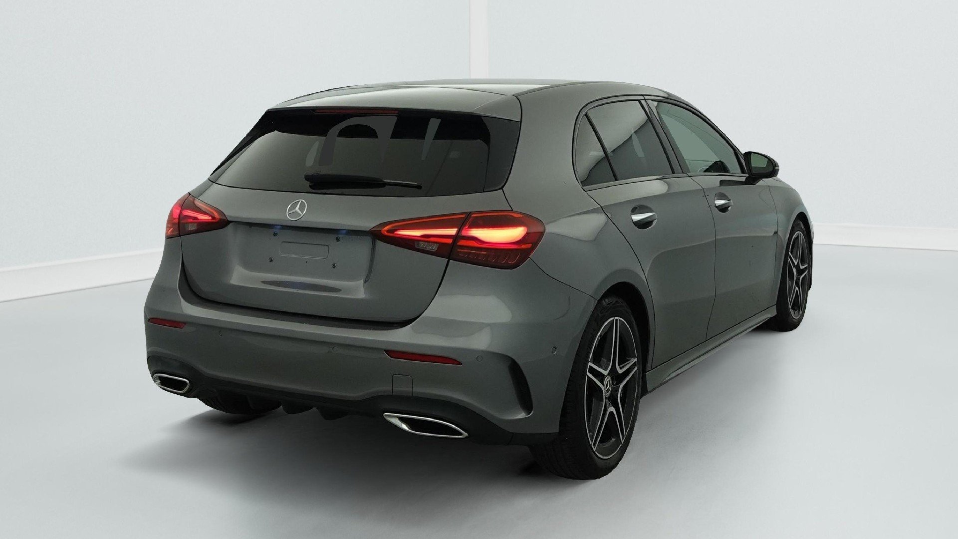 2023 Mercedes-Benz A   