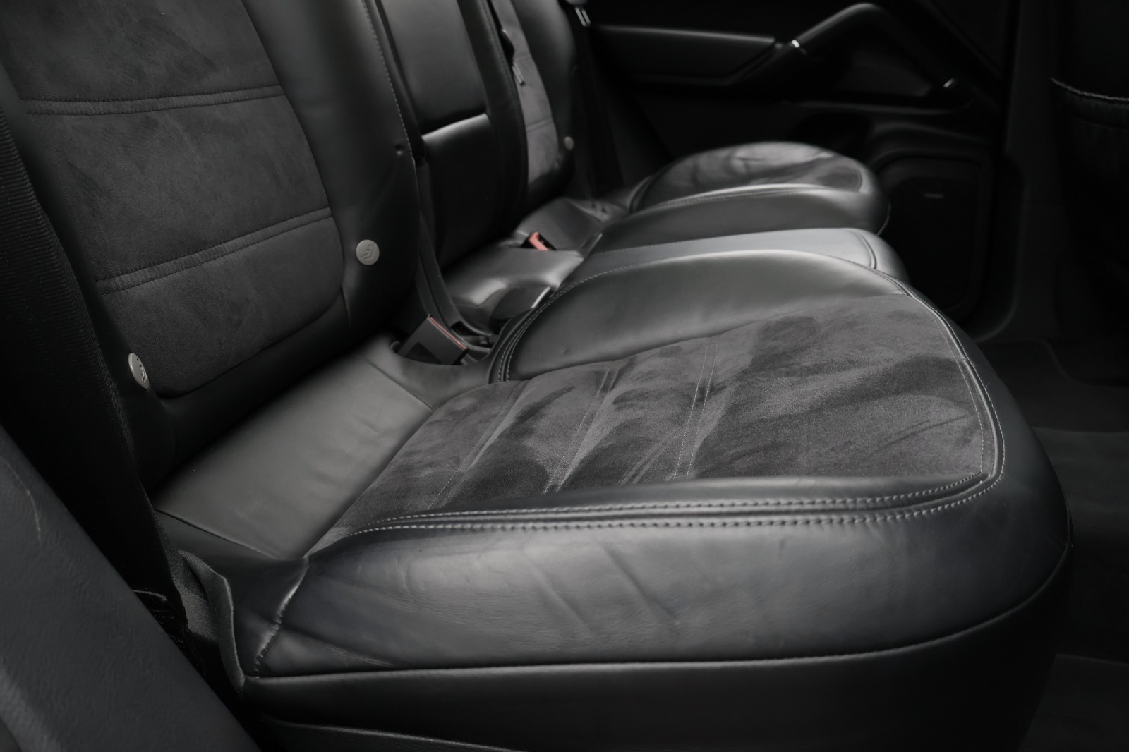 2017 Porsche Cayenne   AWD