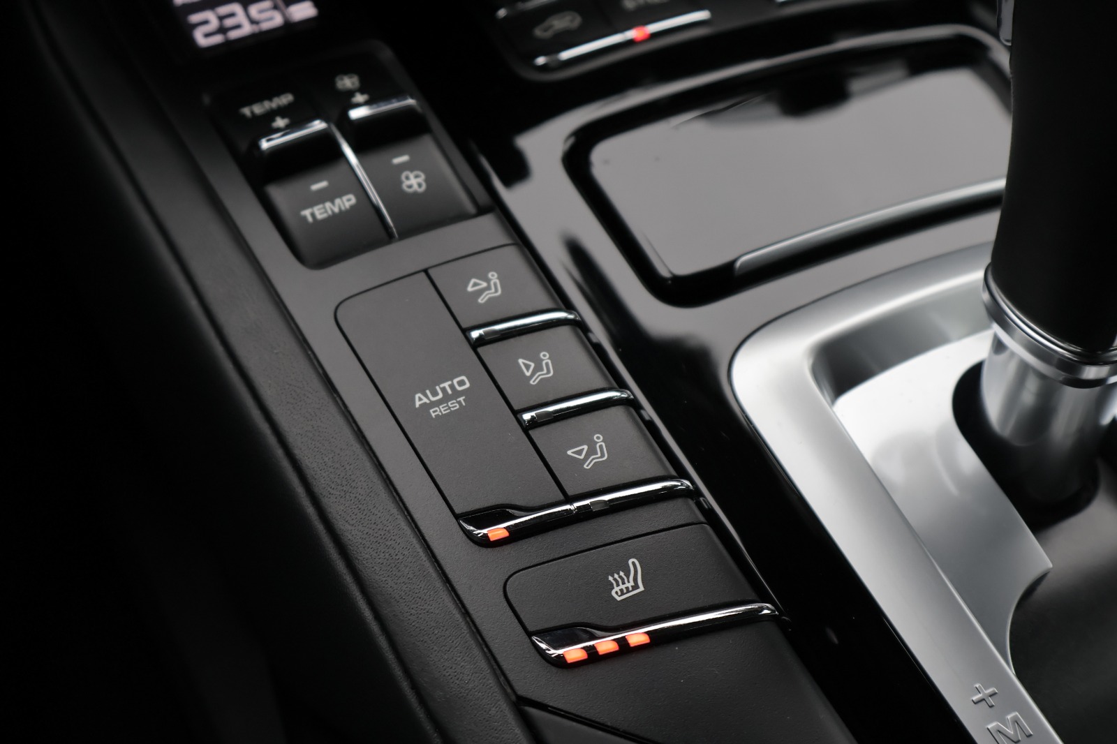 2017 Porsche Cayenne   AWD