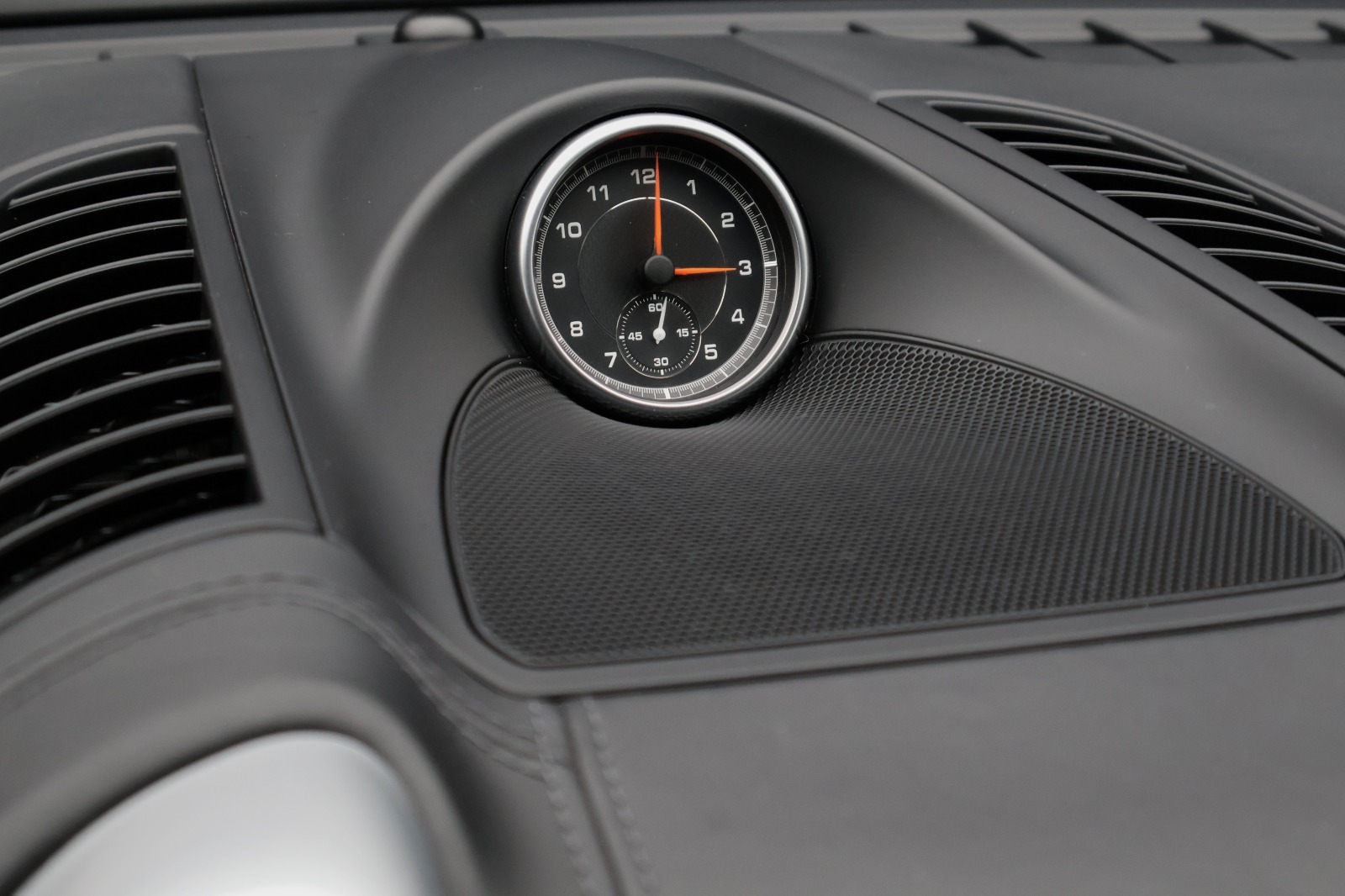 2017 Porsche Cayenne   AWD