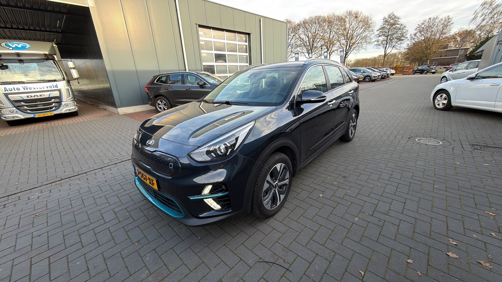 Kia Niro 65 kWh DynamicLine - Electric - Automatic - 204 hp - 135.320 km